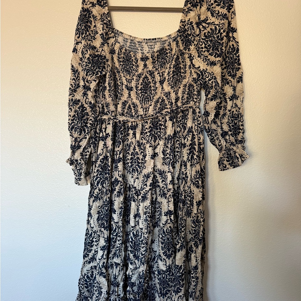 Elegant Blue and Cream Women's Dress